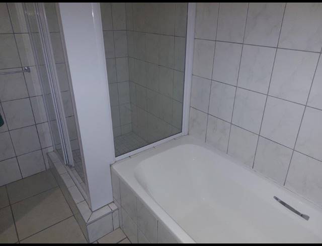4 BEDROOM SECTIONAL TITLE FOR SALE IN SHELLY BEACH